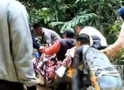 Viral! Warga Sakit Hingga Jenazah, Terpaksa Dibawa Pakai Motor, Netizen: Janji Manis Pejabat Cuma PHP