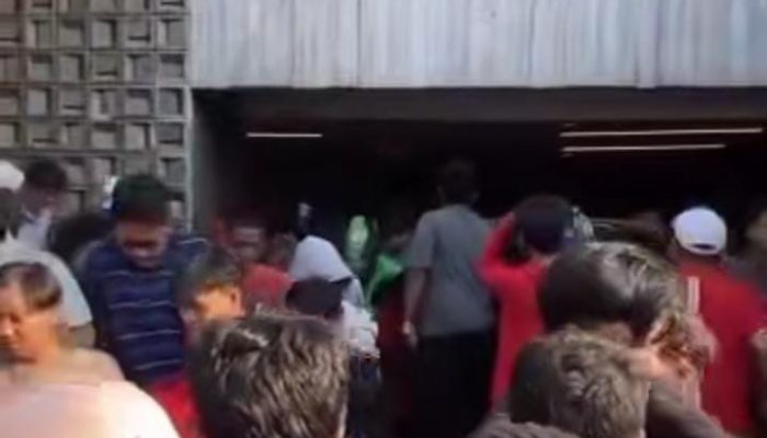 Gara-Gara Sebut ‘Orang Tolol’, Rumah Mewah Sahroni Jadi Sasaran Chaos