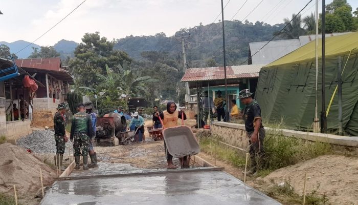 Dulu Jalannya Kubangan, Sekarang Jadi Jalan Harapan, Cerita Warga Tonala Bareng TMMD