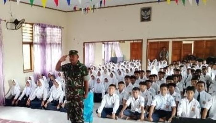 Loreng Masuk Kelas! TMMD 126 Ajak Siswa SMP Jadi Generasi Cinta Tanah Air