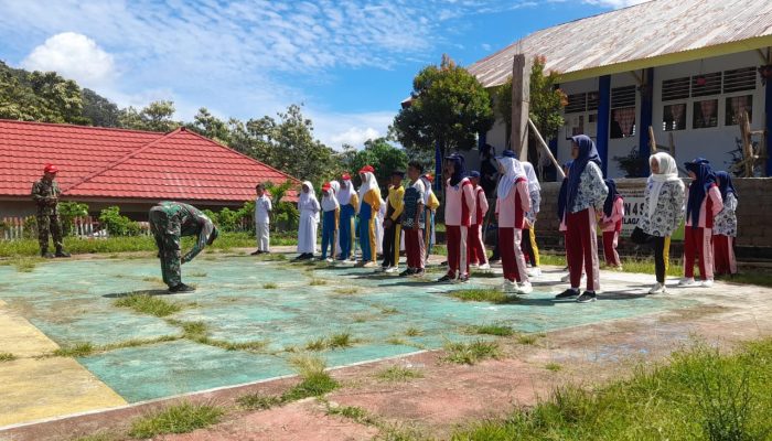 Tentara Bikin Siswa Tonala Kompak dan Pede!